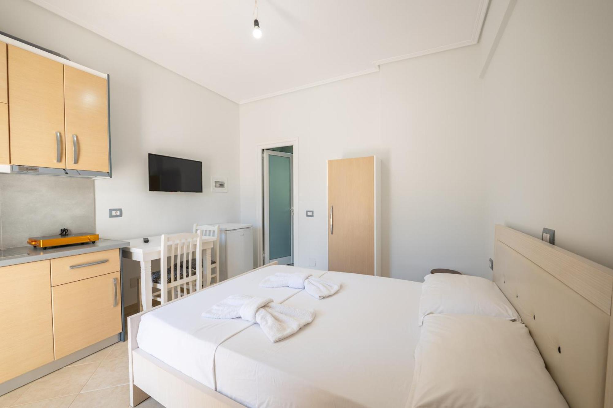 Vila Celi Sarandë Eksteriør bilde