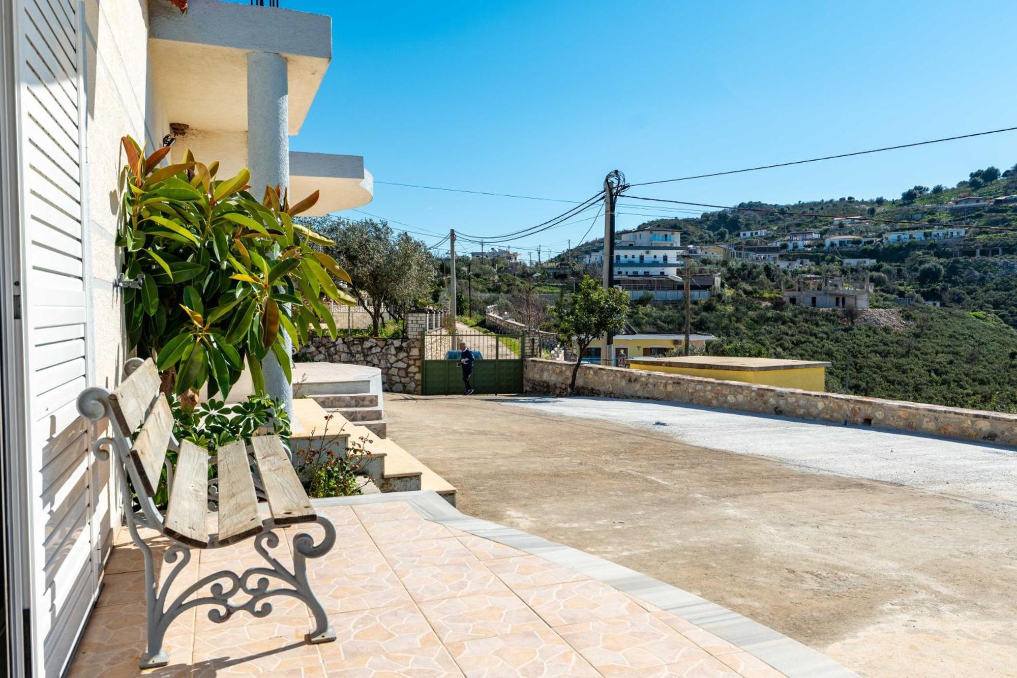 Vila Celi Sarandë Eksteriør bilde