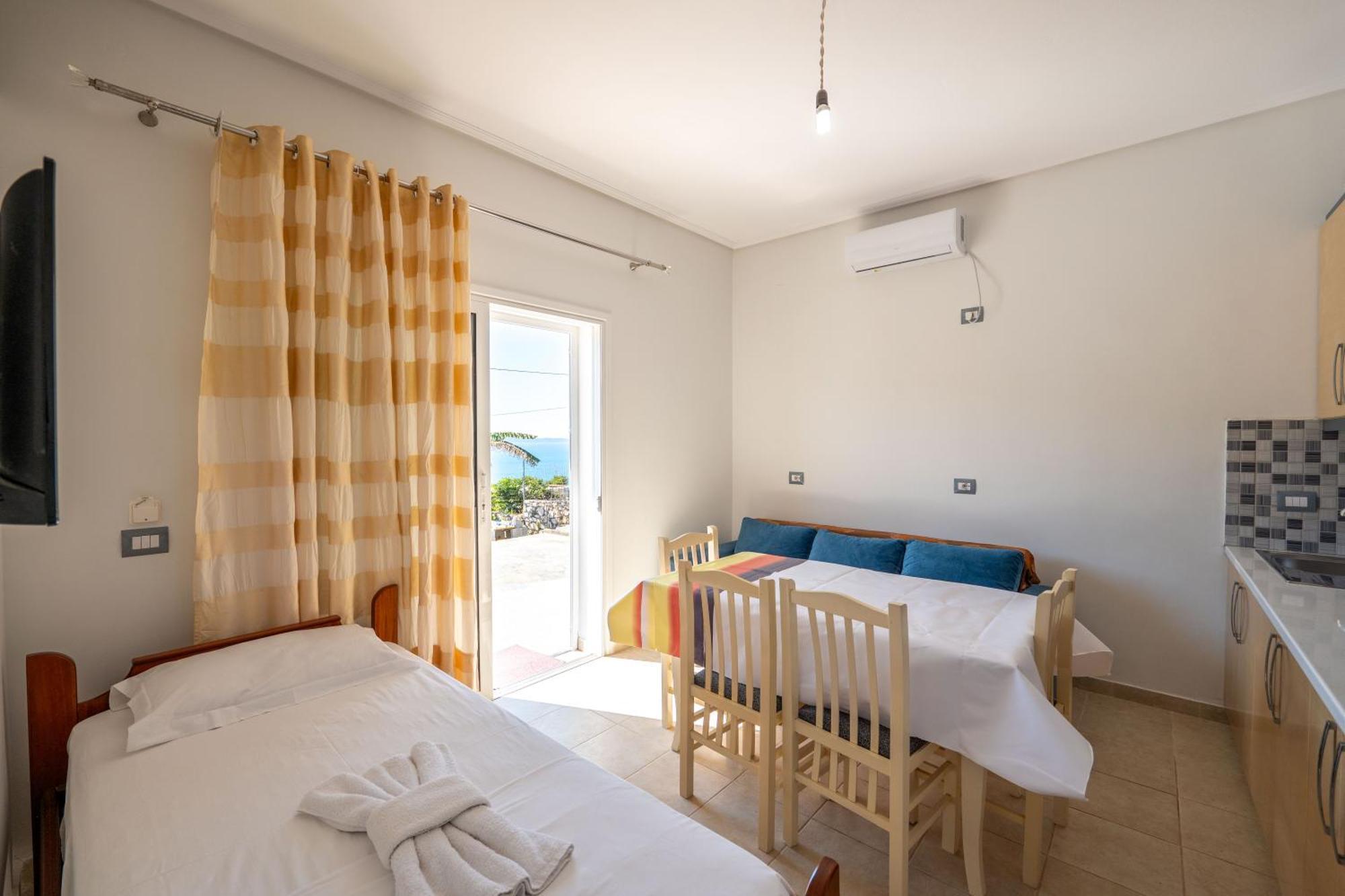 Vila Celi Sarandë Eksteriør bilde