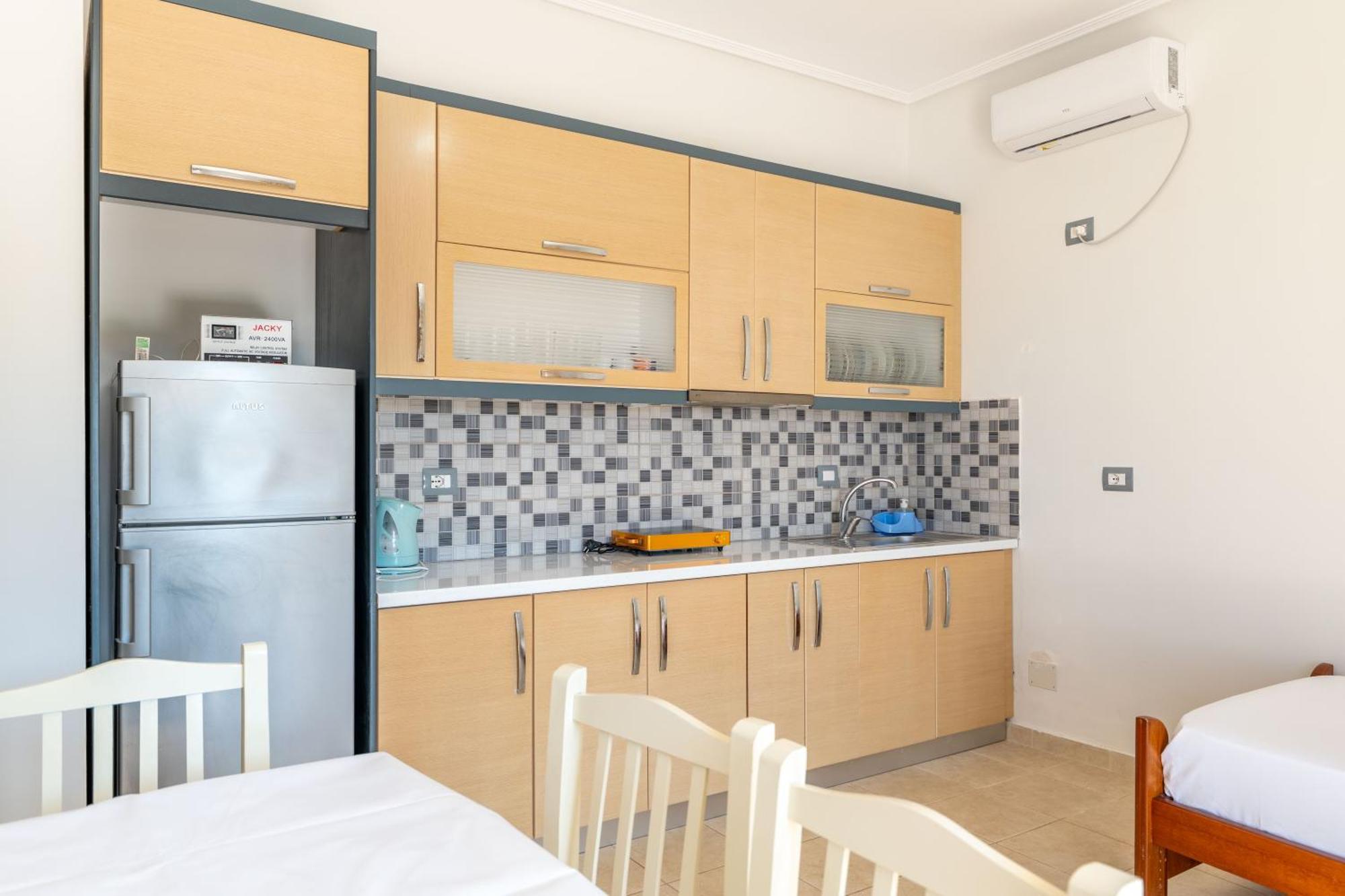 Vila Celi Sarandë Eksteriør bilde