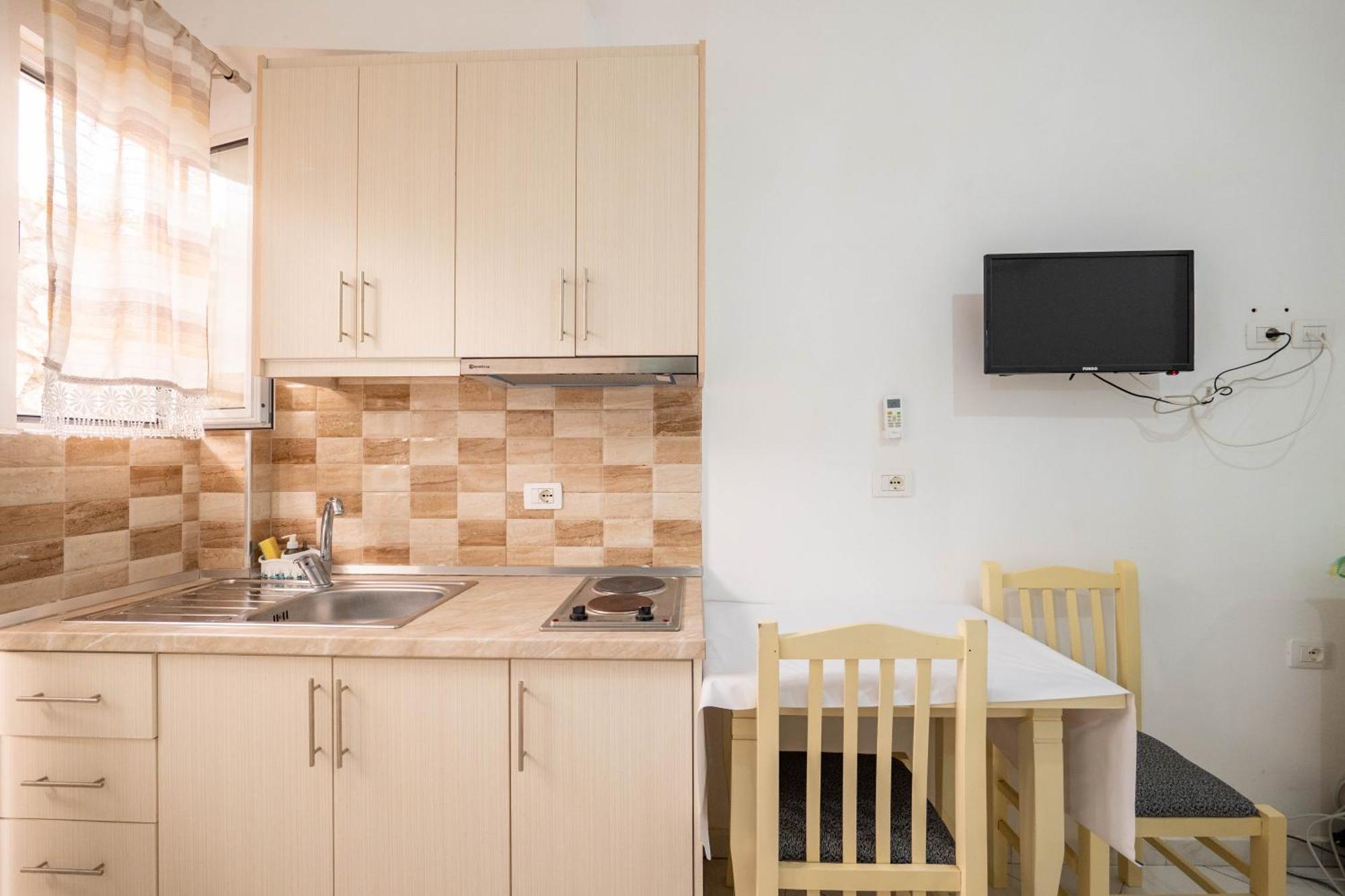 Vila Celi Sarandë Eksteriør bilde