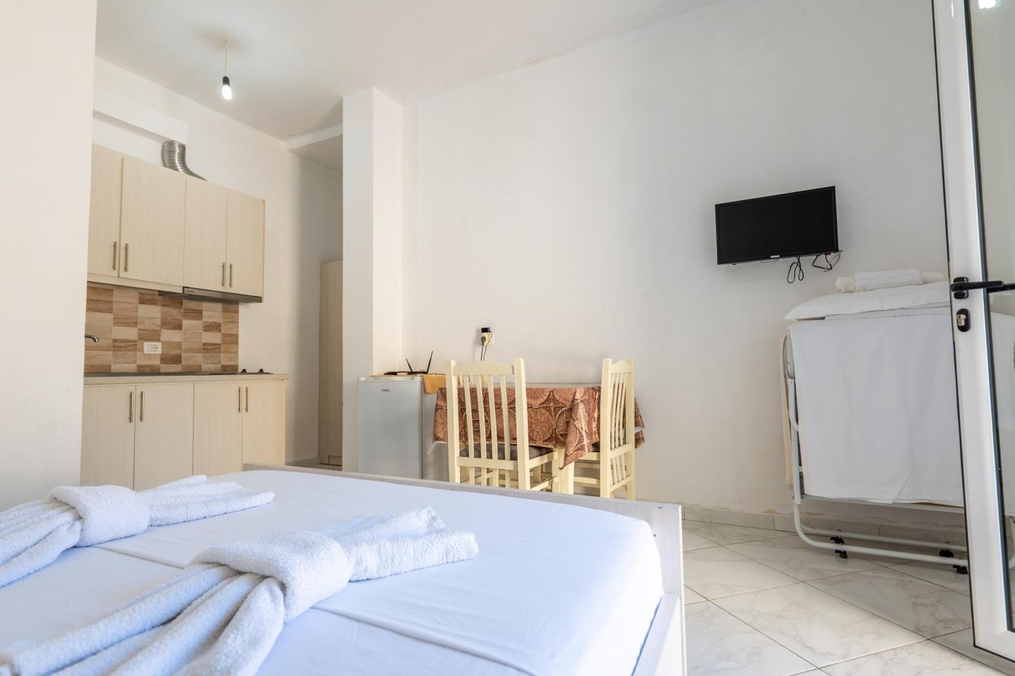 Vila Celi Sarandë Eksteriør bilde